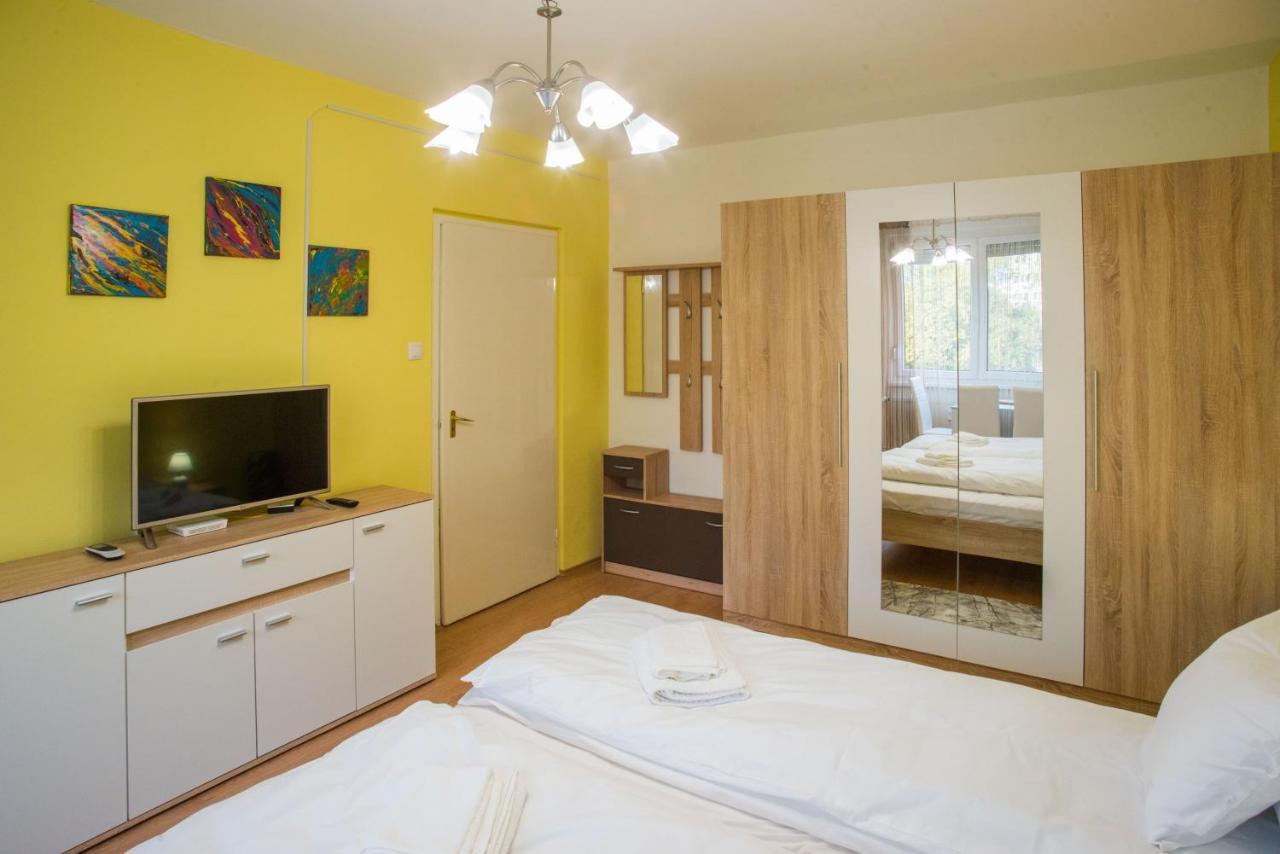 Otthon-Laksz Apartman Nyiregyhaza Exterior photo