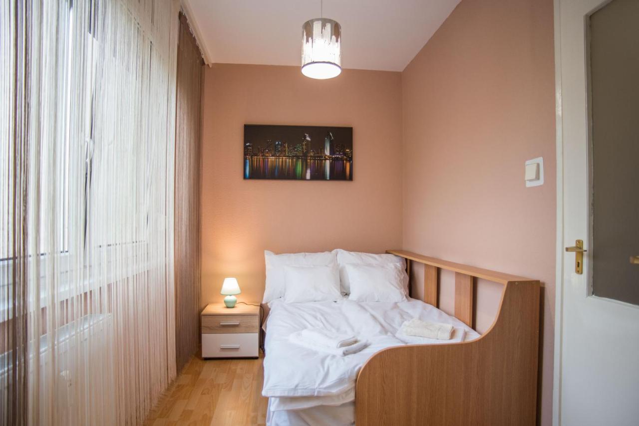 Otthon-Laksz Apartman Nyiregyhaza Exterior photo